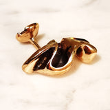 Detailed view of these stand out cufflinks. Hand made in London and designed to evoke a piece of sculpture on your arm.